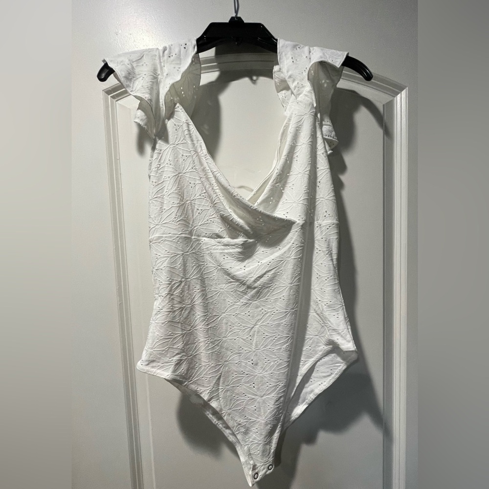 Fashion Nova Feeling Pretty Backless Bodysuit